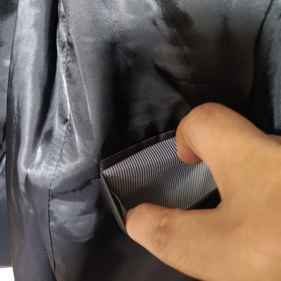 Elegant Charcoal Pinstripe Men's Blazer - Picture 12 of 16